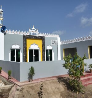 medium masjid pakistan